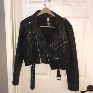 Vintage 1970’s crop black biker jacket